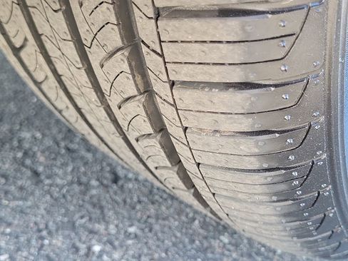 Used 2020 Lexus UX 200 image 24