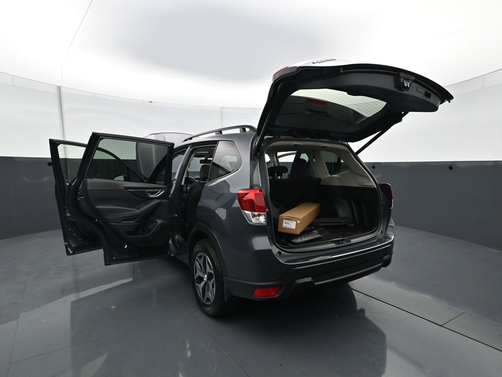 Used 2024 Subaru Forester Premium AWD/4WD image 32