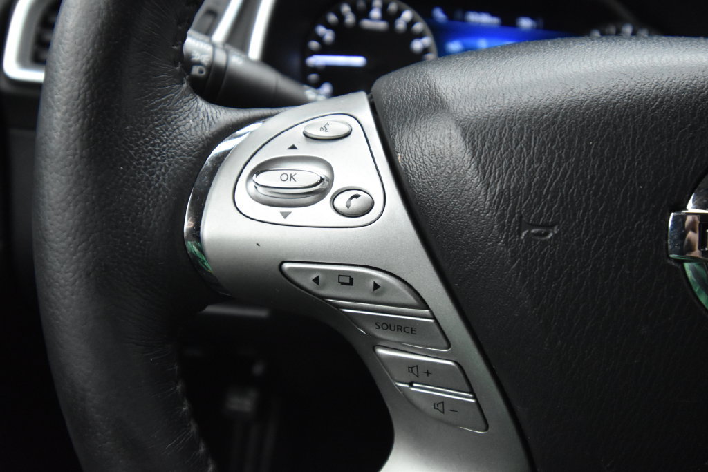 Used 2018 Nissan Murano SL FWD image 32