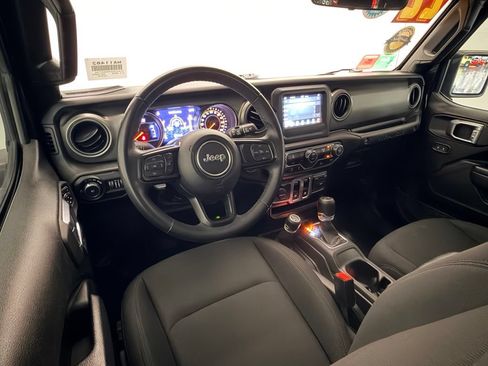 Used 2022 Jeep Wrangler Sport AWD/4WD image 14