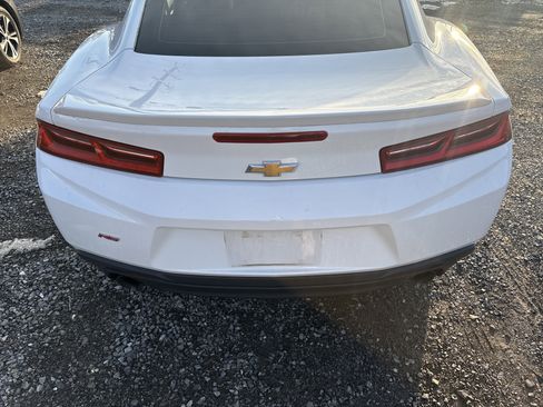 Used 2018 Chevrolet Camaro LT w/ RS Package image 5