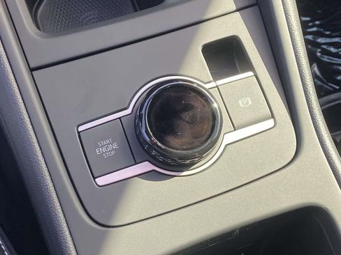 New 2026 Volkswagen Tiguan SE R-Line FWD image 27