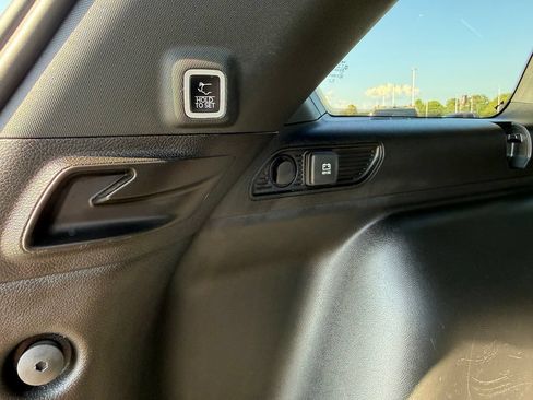 Used 2025 Jeep Grand Cherokee Limited RWD image 35