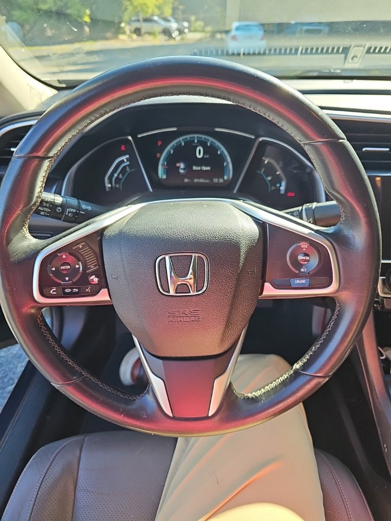 Used 2018 Honda Civic EX-L image 16