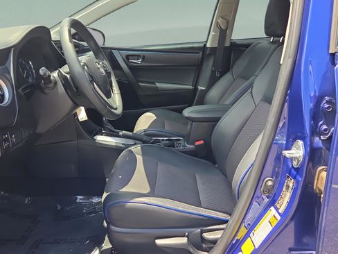 Used 2017 Toyota Corolla SE FWD image 9