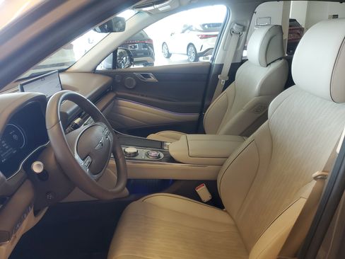 Used 2024 Genesis GV80 2.5T w/ Advanced Package AWD/4WD image 19