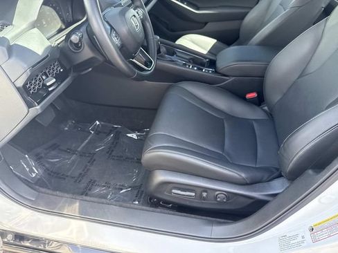 Certified 2024 Honda Accord EX-L image 19