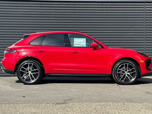 New 2026 Porsche Macan image 9