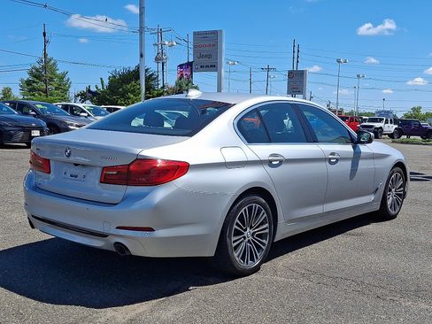 Used 2019 BMW 530i xDrive w/ Convenience Package AWD/4WD image 7