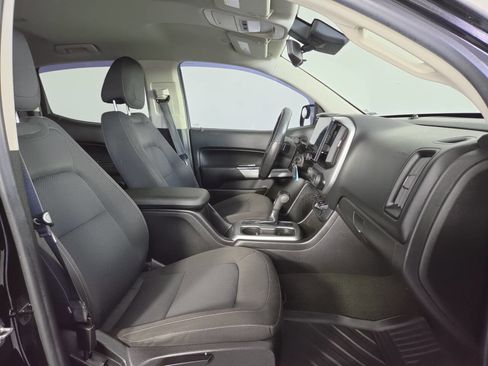 Used 2016 Chevrolet Colorado LT w/ Midnight Edition AWD/4WD image 32