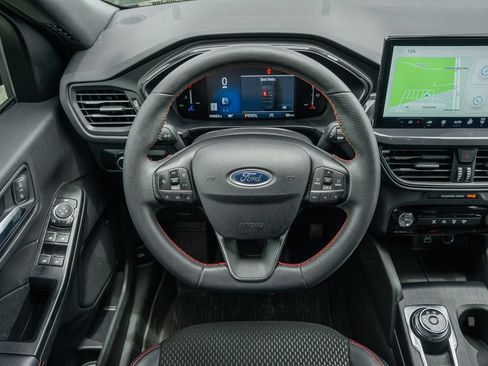 Used 2025 Ford Escape ST-Line w/ Tech Pack #1 FWD image 26
