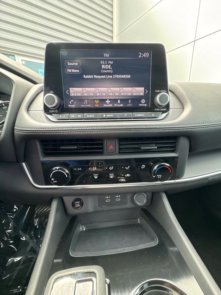 Used 2024 Nissan Rogue S FWD image 20