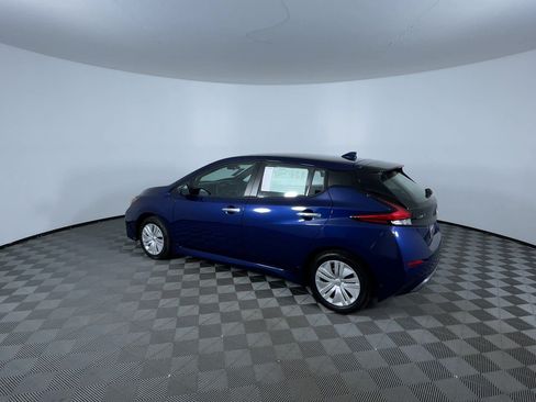 Certified 2025 Nissan Leaf S FWD image 6