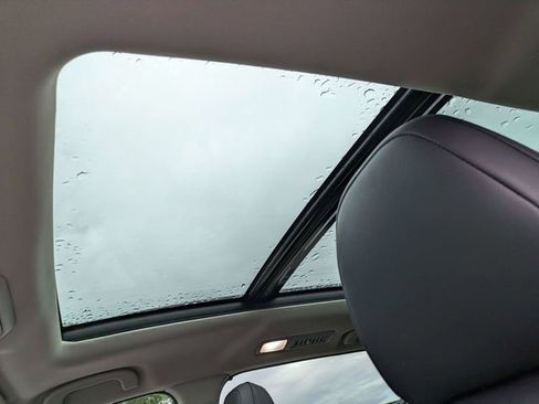 New 2025 Subaru Ascent Limited AWD/4WD image 22
