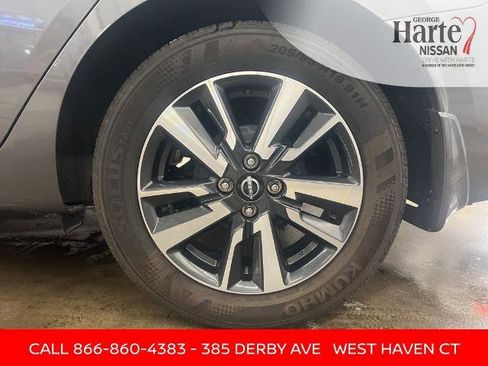 Certified 2025 Nissan Versa SV w/ Trunk Package FWD image 20