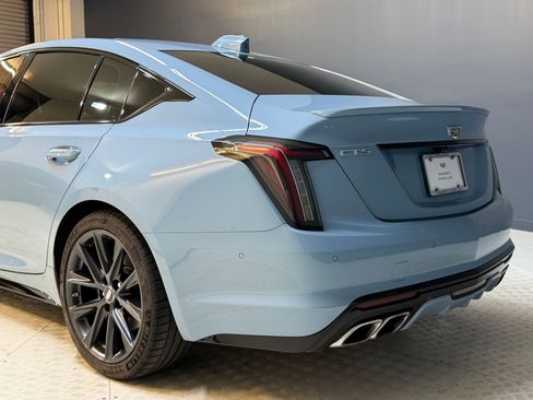 Certified 2025 Cadillac CT5 V RWD image 22