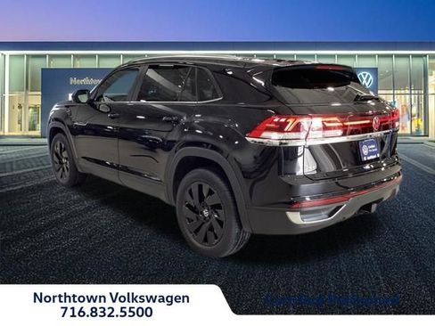 Used 2024 Volkswagen Atlas Cross Sport SE AWD/4WD image 4