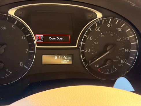 Used 2015 Nissan Altima 2.5 S w/ Special Edition Package FWD image 6