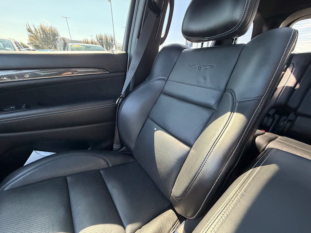 Used 2016 Jeep Grand Cherokee SRT AWD/4WD image 45