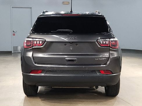 Used 2018 Jeep Compass Sport w/ Tech Group image 6