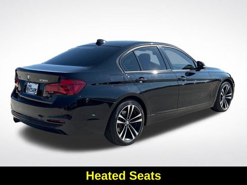 Used 2018 BMW 330i xDrive Sedan AWD/4WD image 8