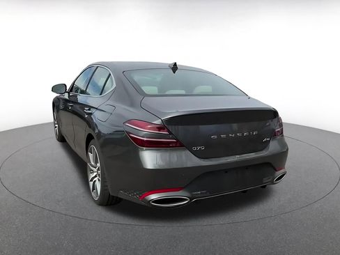 Used 2025 Genesis G70 2.5T image 11