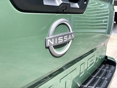 Certified 2025 Nissan Frontier SV RWD image 31
