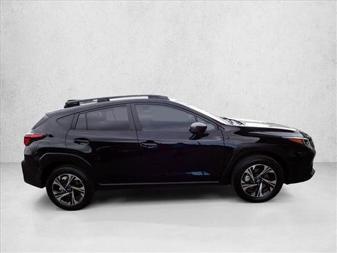 Certified 2025 Subaru Crosstrek 2.0i Premium w/ Crosstrek Mirror Package image 5
