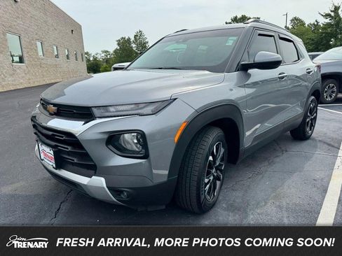 Used 2023 Chevrolet TrailBlazer LT w/ Convenience Package FWD image 1