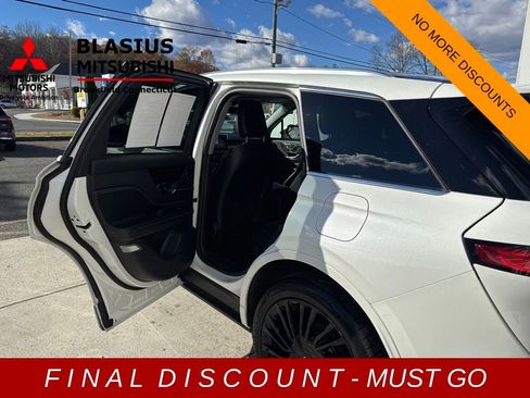 Used 2021 Lincoln Corsair Reserve image 18