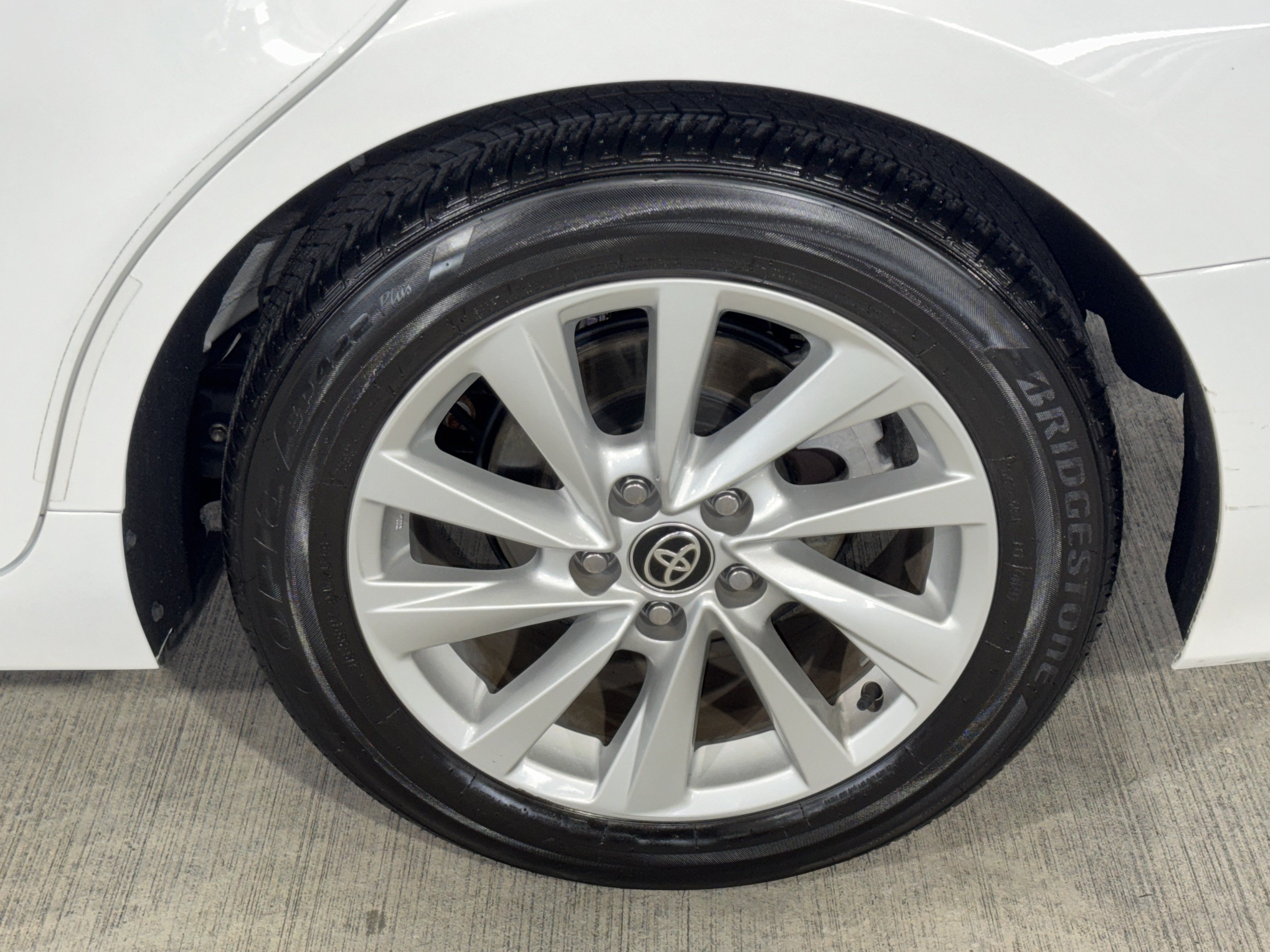 Used 2024 Toyota Camry LE w/ Convenience Package FWD image 35