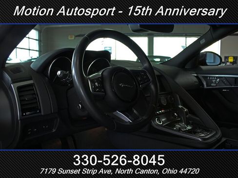Used 2020 Jaguar F-TYPE Coupe RWD image 17