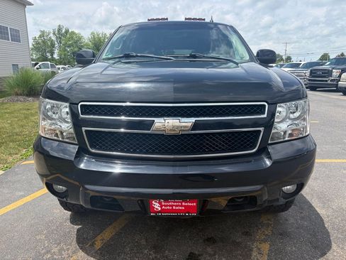 Used 2010 Chevrolet Suburban LT AWD/4WD image 3