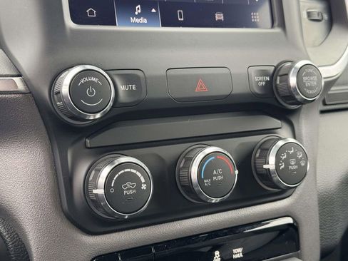 Used 2024 RAM 2500 Big Horn w/ Bed Utility Group image 18