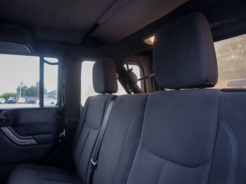 Used 2015 Jeep Wrangler Unlimited Sport w/ Quick Order Package 24S image 26