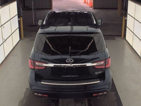 Used 2024 INFINITI QX80 Luxe image 2