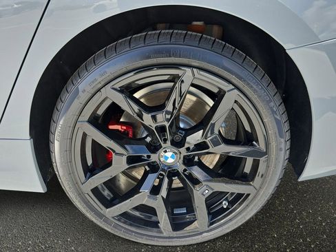 New 2026 BMW 330i Sedan w/ M Sport Package RWD image 21