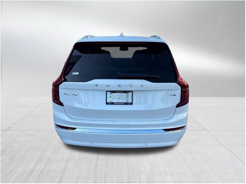 New 2026 Volvo XC90 T8 Plus image 6
