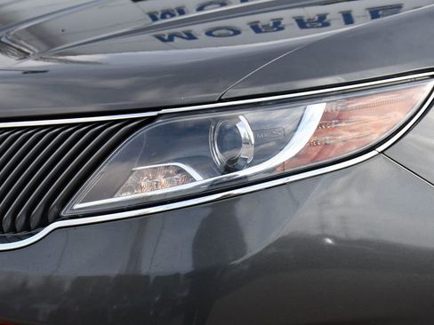 Used 2016 Lincoln MKS AWD image 37