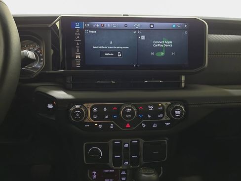 Used 2025 Jeep Wrangler Unlimited Rubicon 392 AWD/4WD image 22