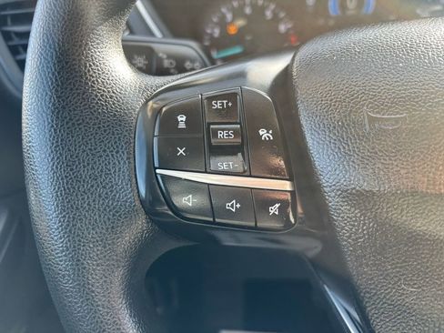 Used 2020 Ford Escape SE image 16