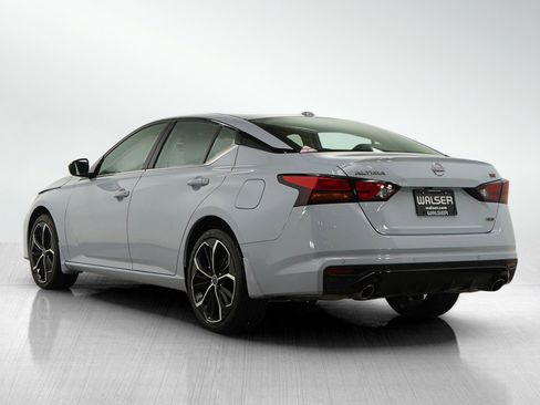 Used 2025 Nissan Altima 2.5 SR image 3