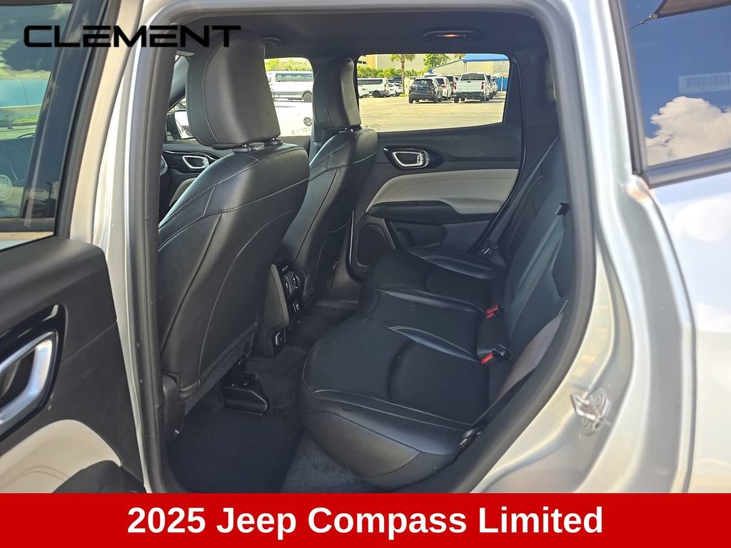 Used 2025 Jeep Compass Limited AWD/4WD image 5