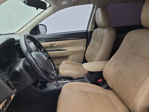 Used 2016 Mitsubishi Outlander SE FWD image 17