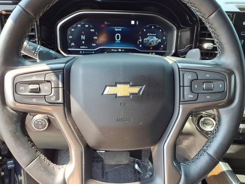 Used 2023 Chevrolet Silverado 1500 High Country AWD/4WD image 8
