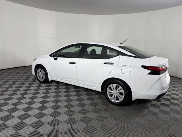 Used 2025 Nissan Versa S w/ Trunk Package FWD image 16