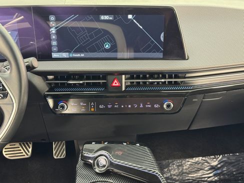 Used 2023 Kia EV6 GT-Line w/ GT-Line Suede Seat Package image 23