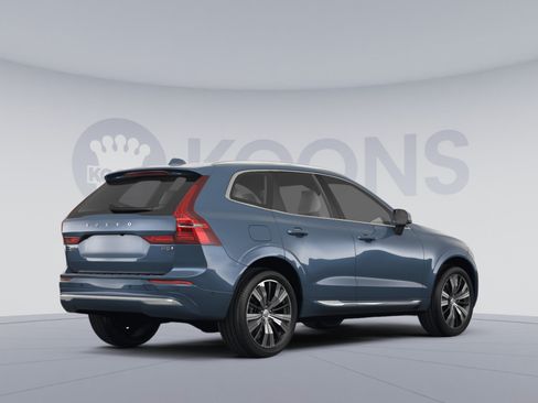 Used 2023 Volvo XC60 B5 Plus w/ Climate Package AWD/4WD image 4