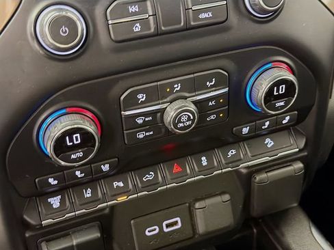 Used 2021 Chevrolet Silverado 2500 High Country w/ Z71 Off-Road Package AWD/4WD image 19