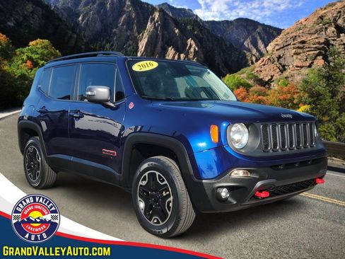 Used 2016 Jeep Renegade Trailhawk AWD/4WD image 1